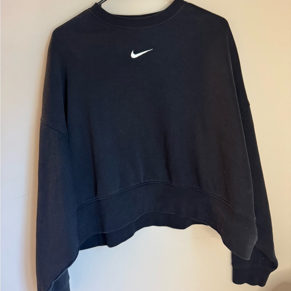 Nike Black Women's Crewneck